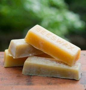 Beeswax Recipes - Make Your Own Lip Gloss and Balms